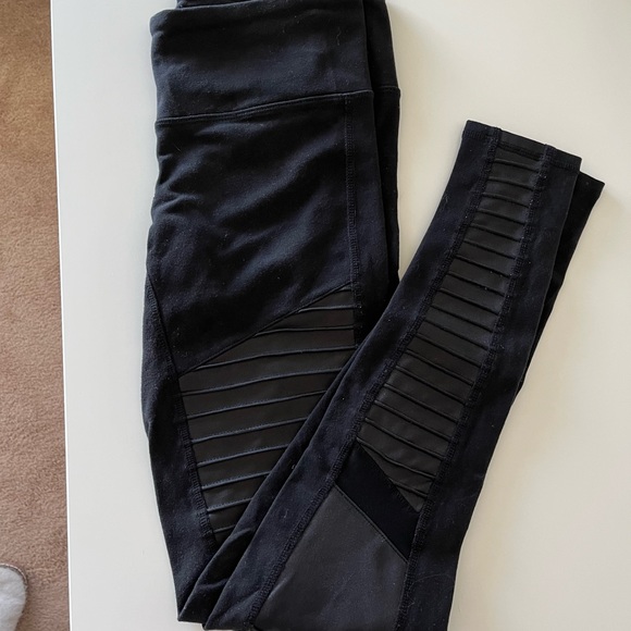 Black Alo Moto leggings - Picture 1 of 5